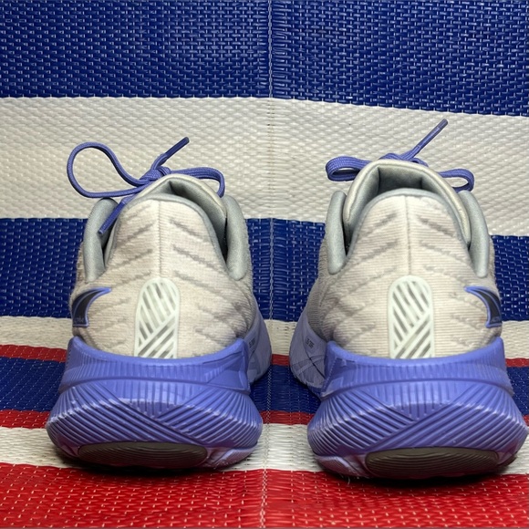 Women's - Altra FWD Experience - Size 7 US - Running Shoes - Lightweight - Picture 4 of 11